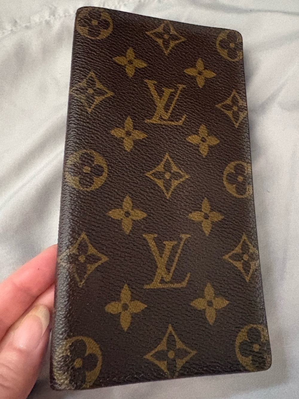 Authentic LOUIS VUITTON CREDIT CARD/CHECK-BOOK wallet - Picture 2 of 13